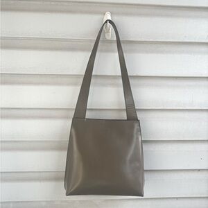 Furla vintage patent leather purse with twisted leather straps | olive green